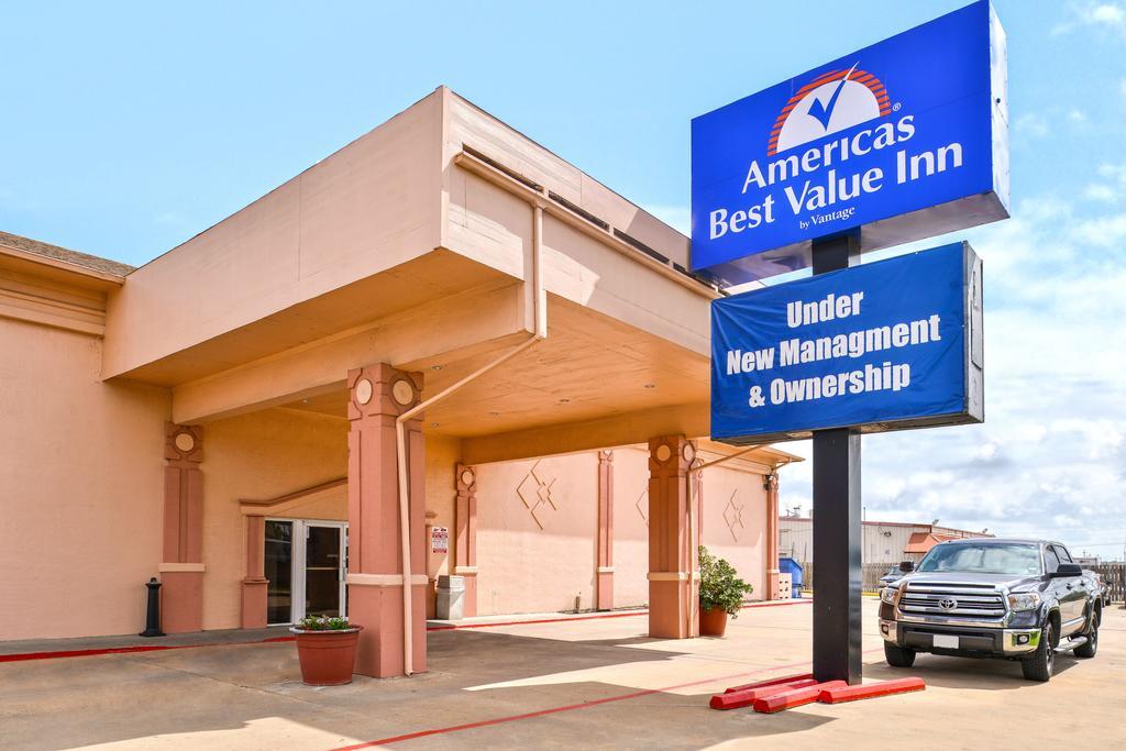 Americas Best Value Inn Clute Exterior foto